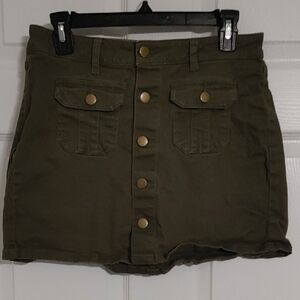 altar'd state Women's Medium Olive Green Button-Front Utility Mini Skirt EUC